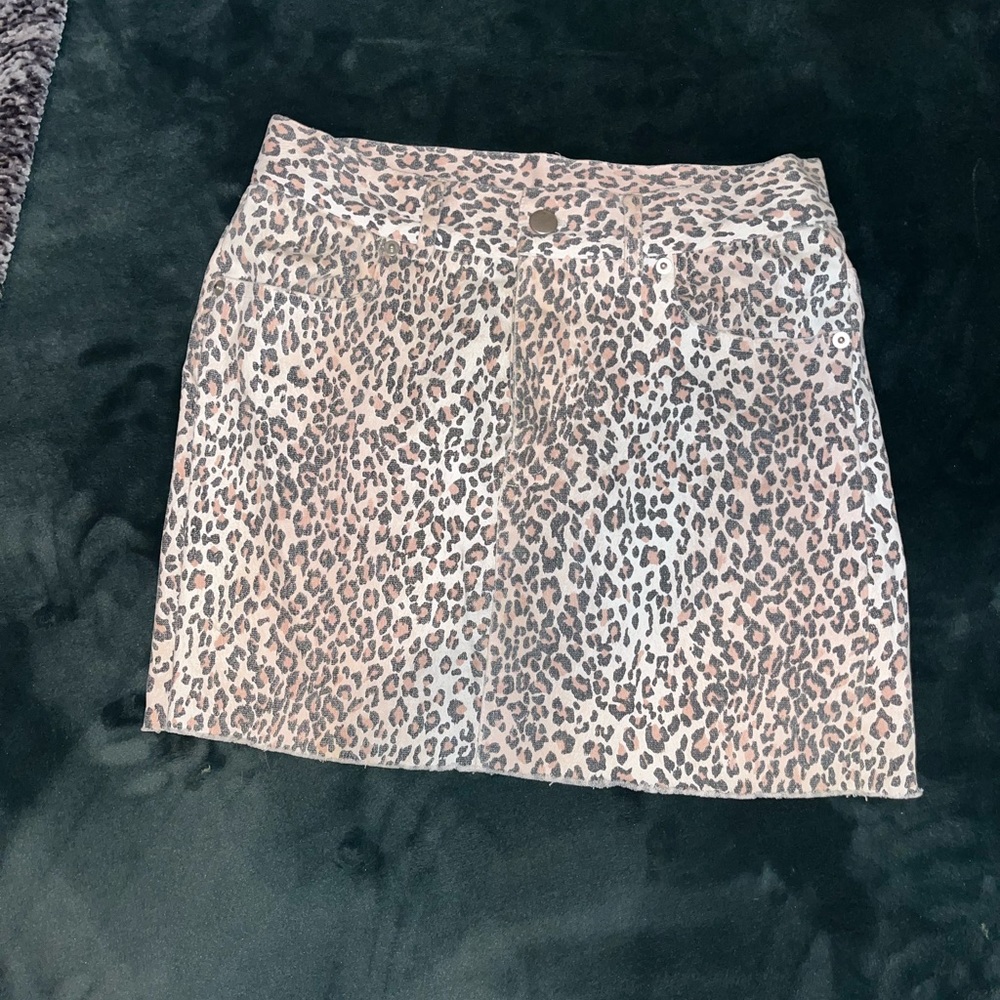 Leopard Print Mini Skirt (Small)
